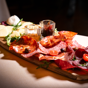 Tagliere misto di salumi e formaggi